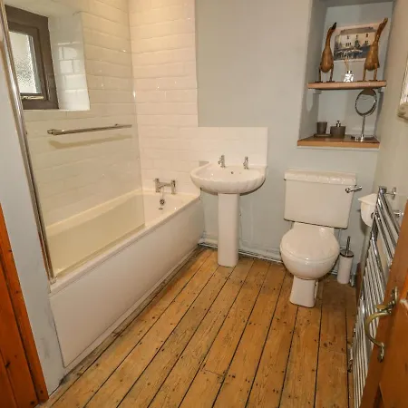 Holiday home Gilpins Kendal